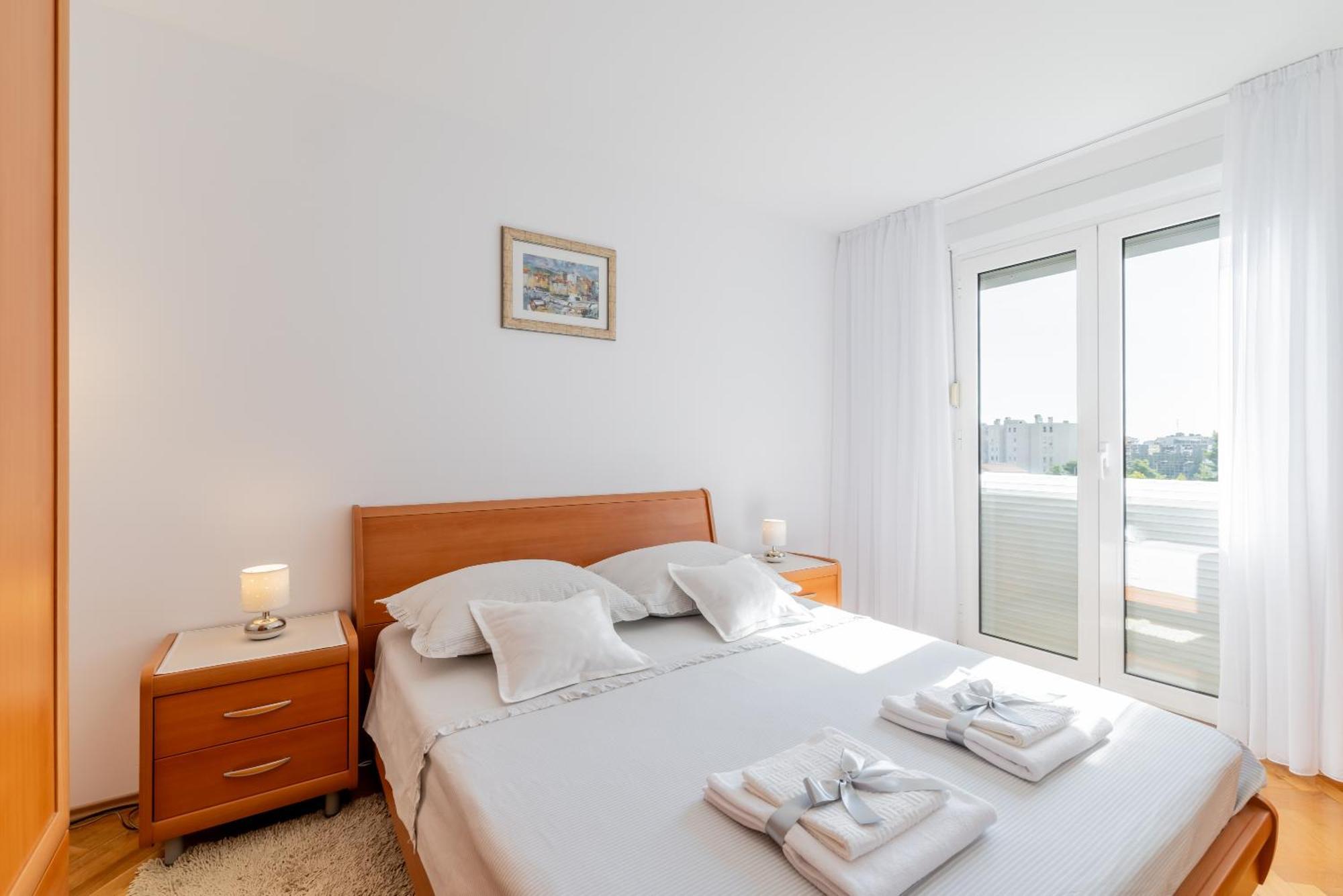 Pure Comfort - Apartment Cvita สปลิท ภายนอก รูปภาพ